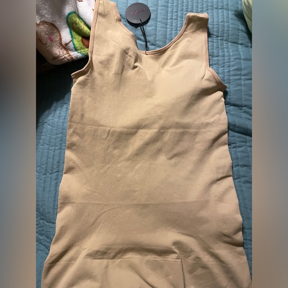 NWT Woman Ocean Tan Shapewear Long Tank XXL with Seamless Design Slimming Layers - Picture 2 of 7